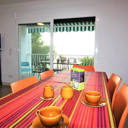 Global Immo 4074 El Corsario Apartment Roses